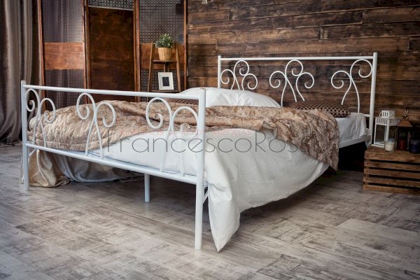 Кованая кровать Лацио с 2 спинками (Francesco Rossi)