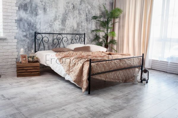 Кованая кровать Лацио с 1 спинкой (Francesco Rossi)
